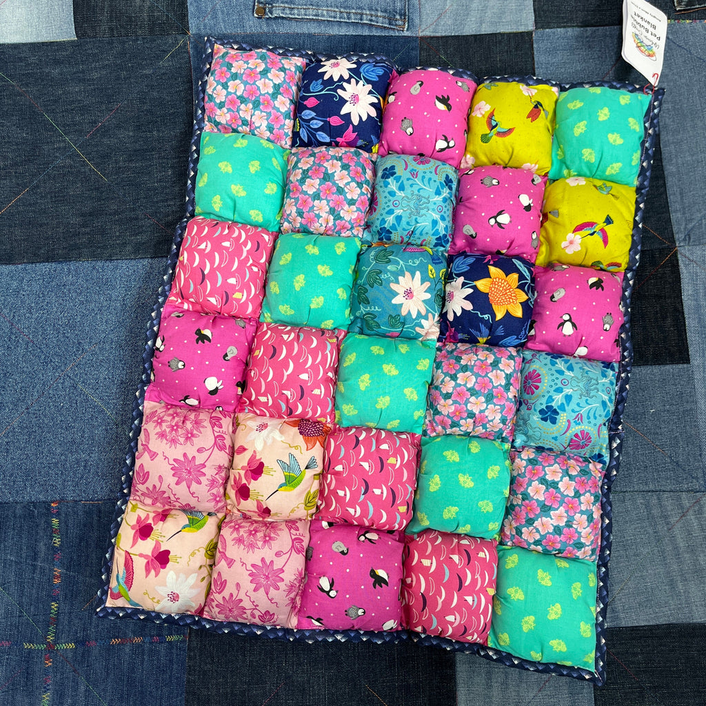Pet Bubble Blanket - Uphouse Crafts