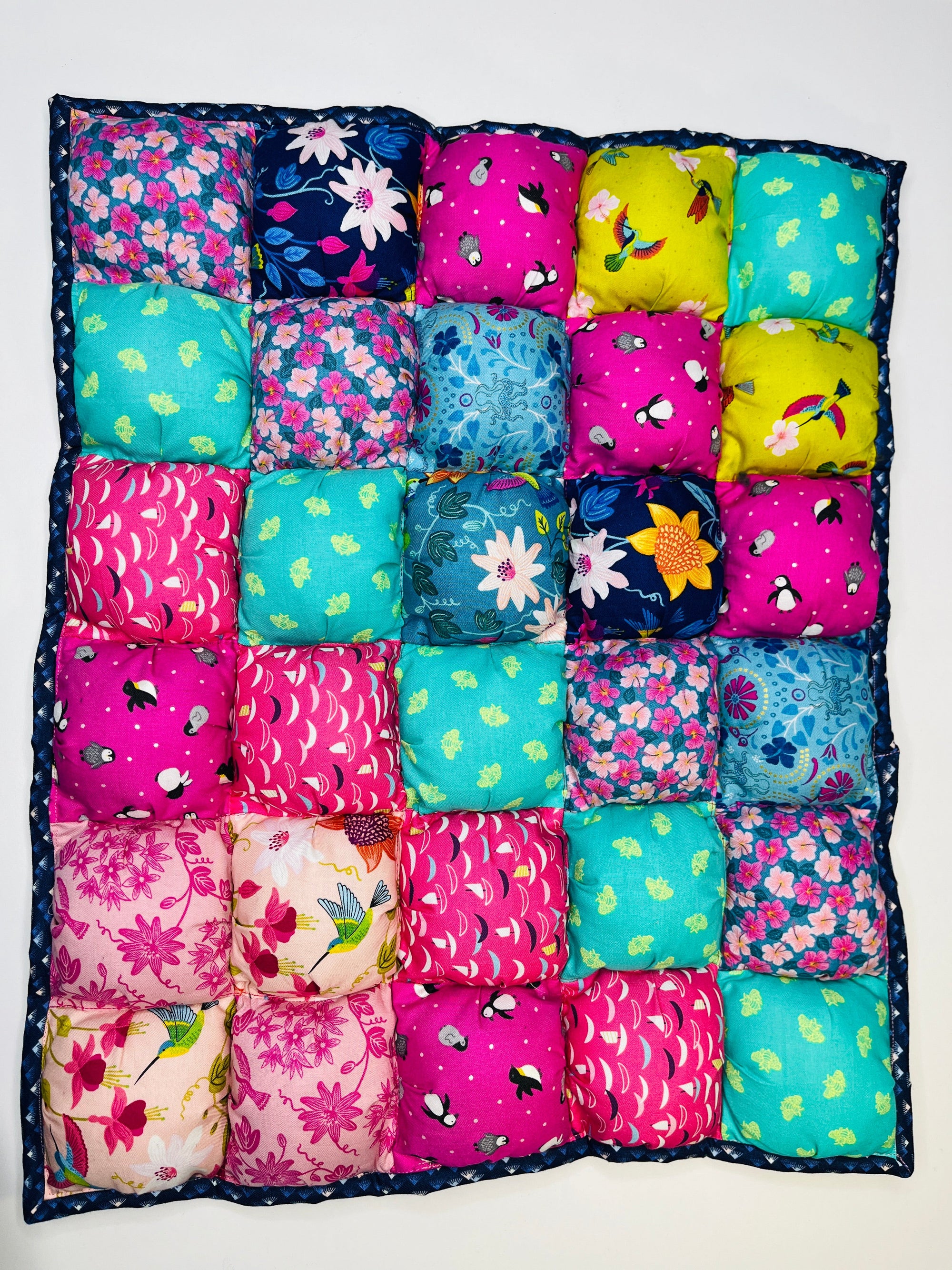 Pet Bubble Blanket - Uphouse Crafts