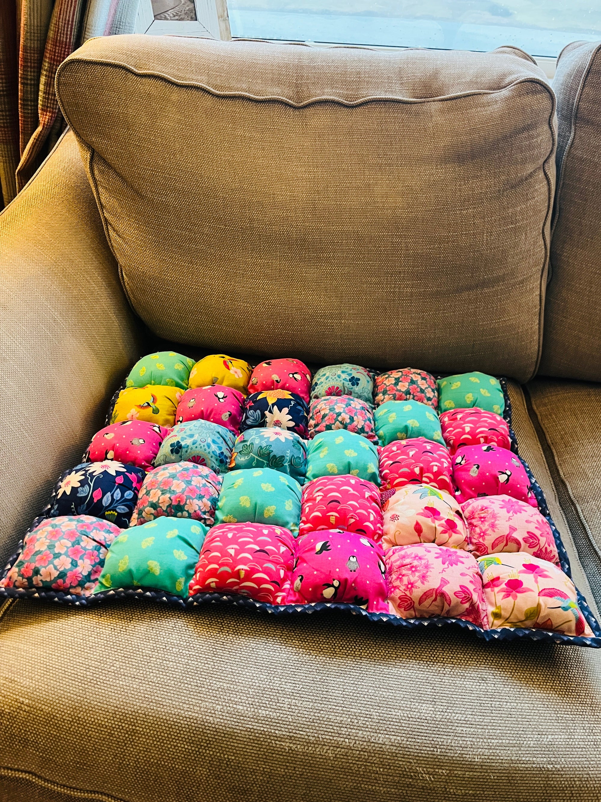 Pet Bubble Blanket - Uphouse Crafts