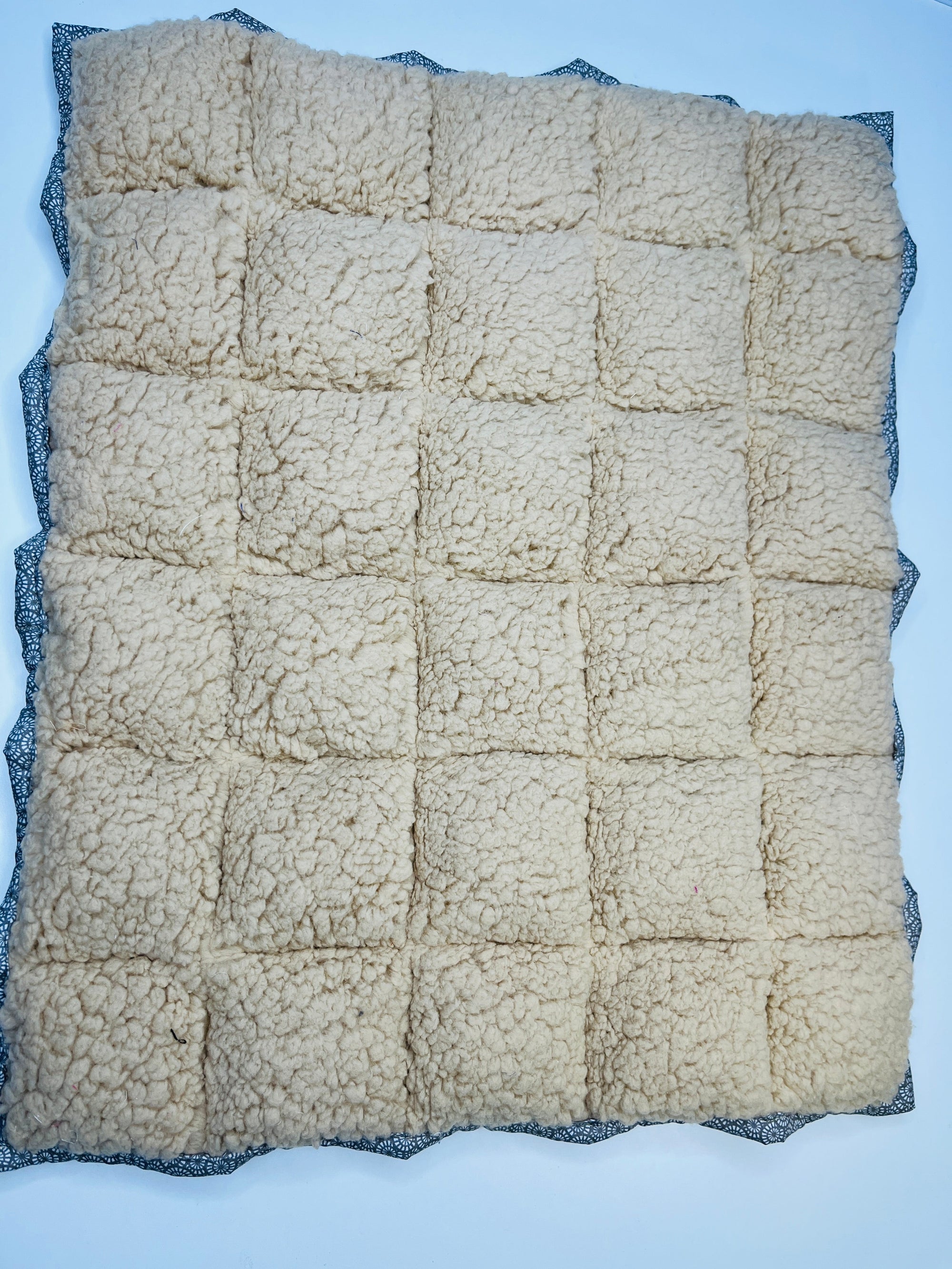 Pet Bubble Blanket - Uphouse Crafts