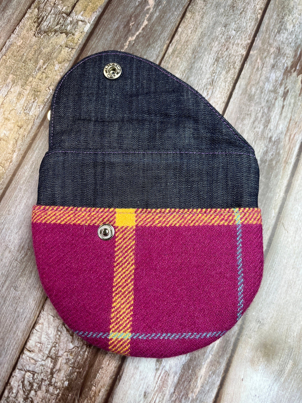 Summer Heather Tweed Round Wing Zip Purse - Uphouse Crafts