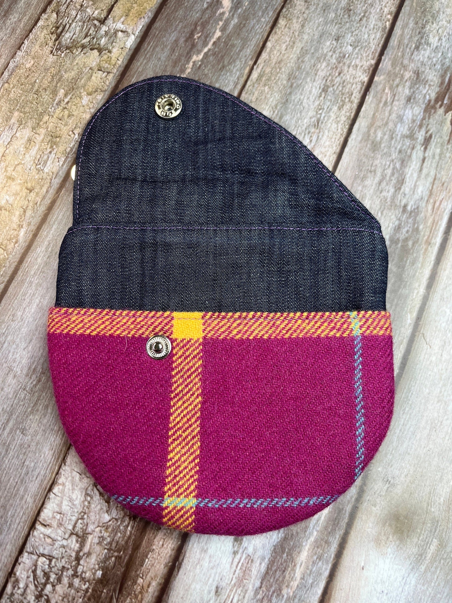 Summer Heather Tweed Round Wing Zip Purse - Uphouse Crafts