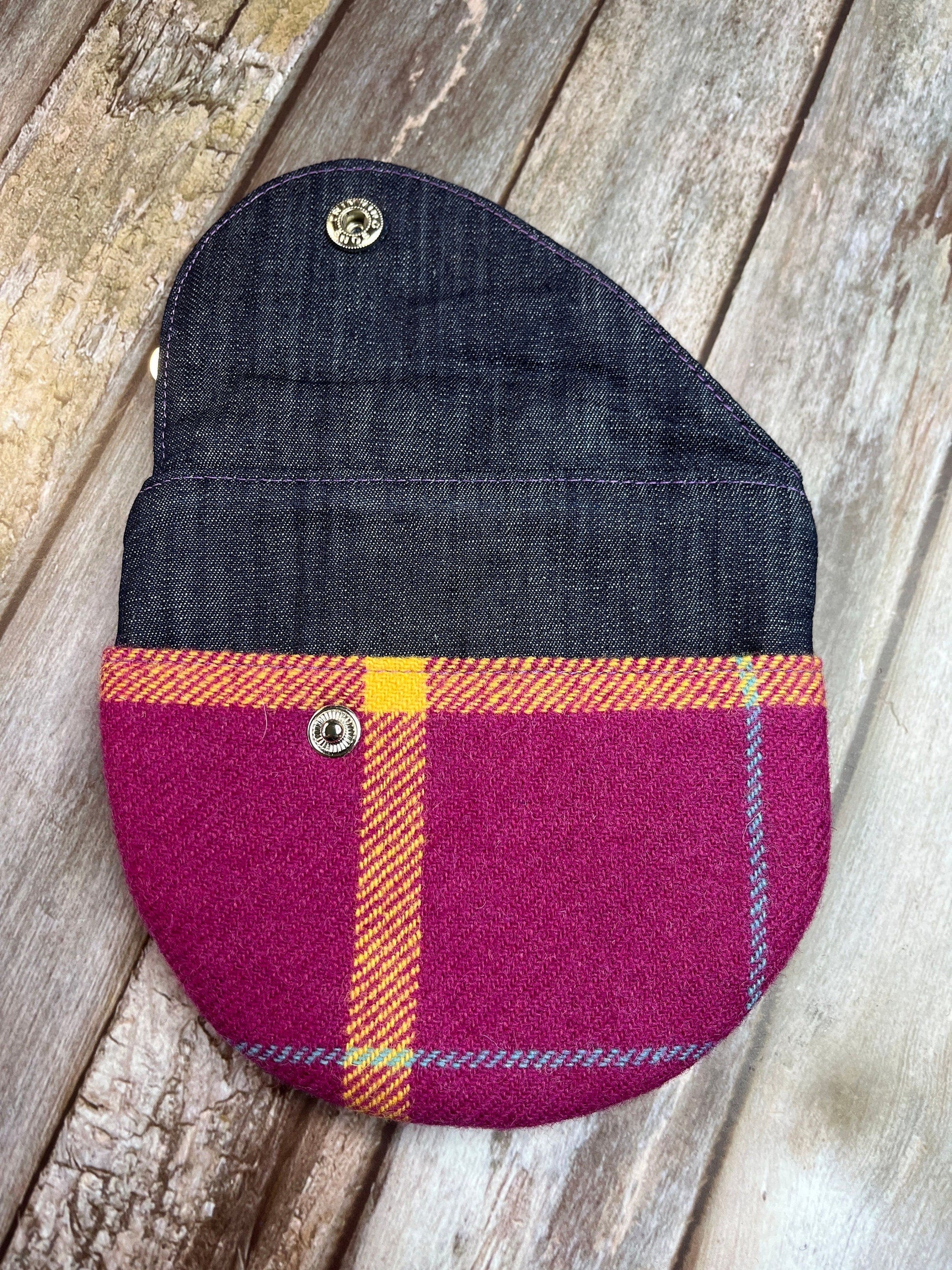 Summer Heather Tweed Round Wing Zip Purse - Uphouse Crafts