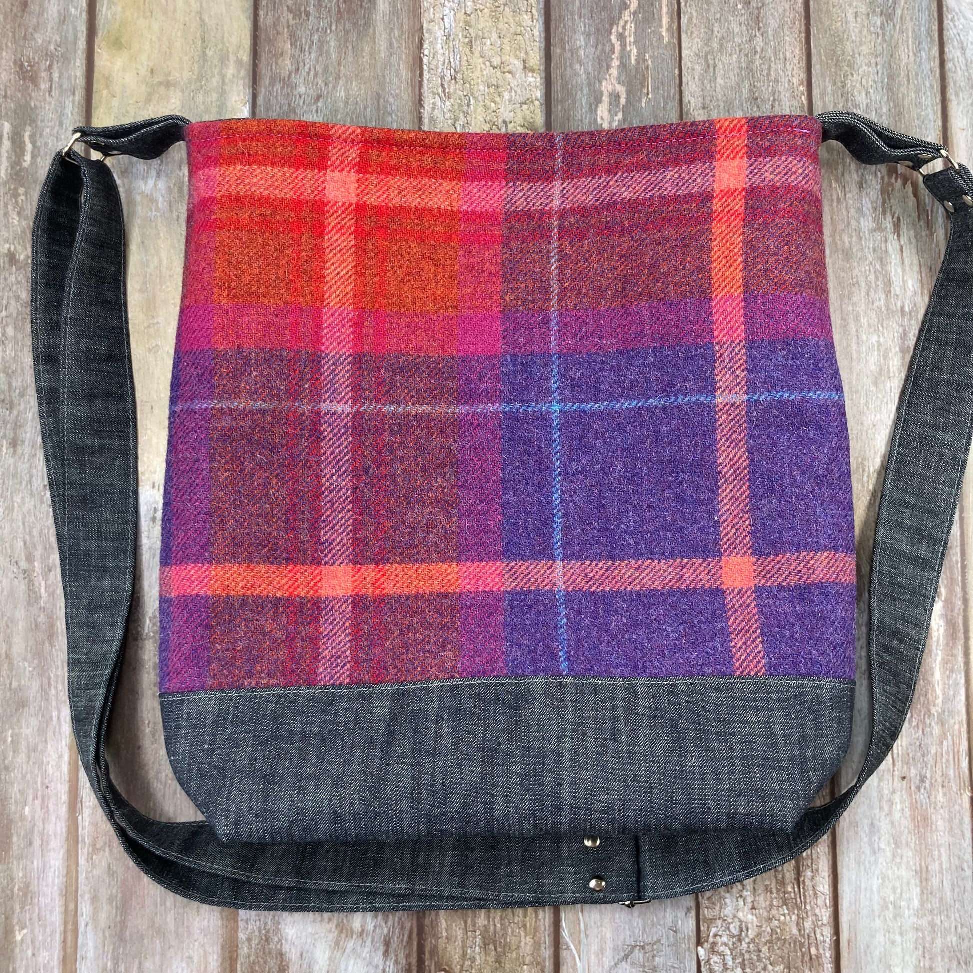 Shetland Tweed Crossbody Bag in various colours – Uphouse Crafts