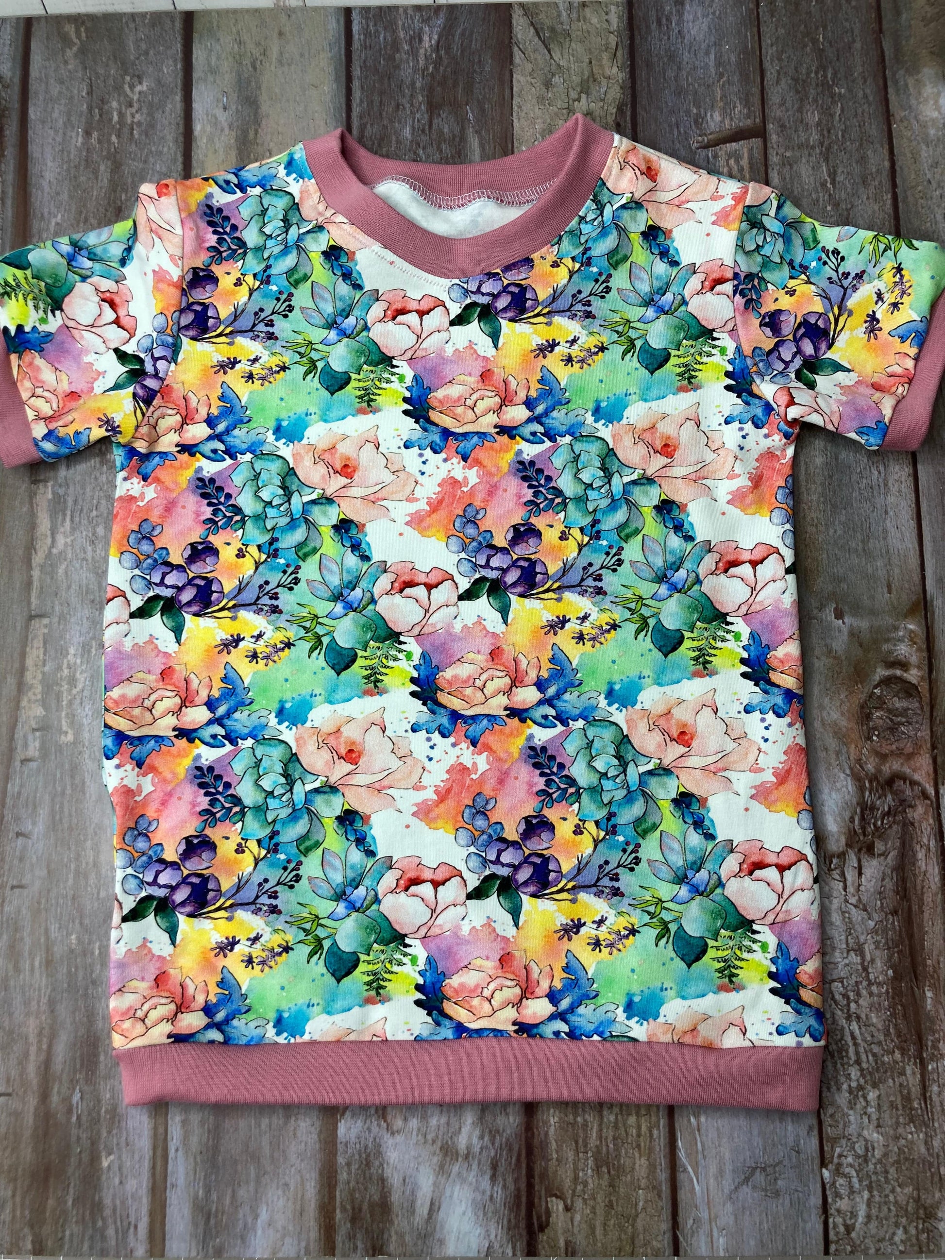 Kids Cuffed T-shirt | Floral pink white green